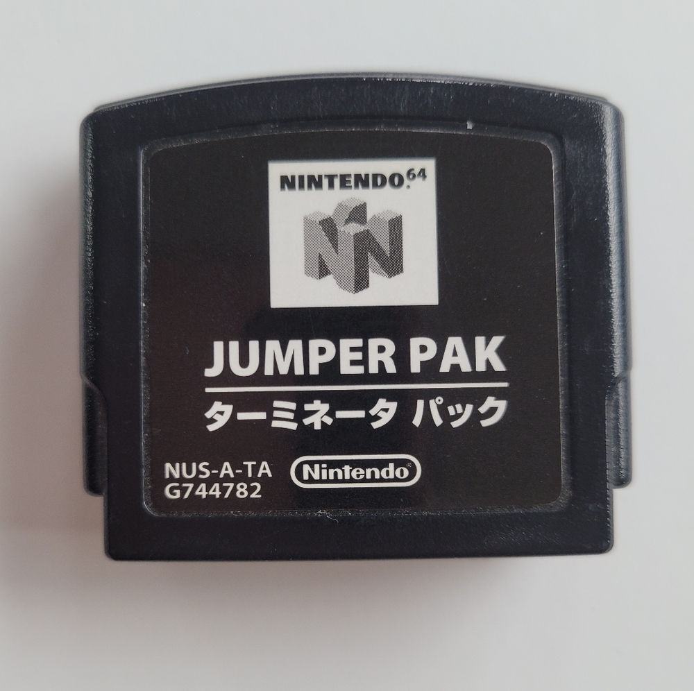 Nintendo Console with Gray Controllers - Picture 12 of 14